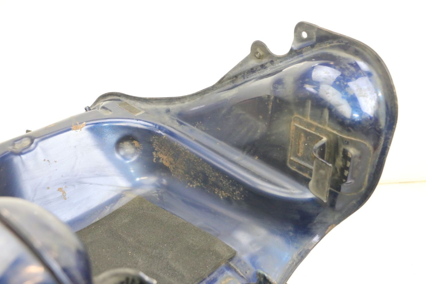 photo de FUEL TANK SUZUKI DL V STROM 1000 (2002 - 2007) - Fixing points details