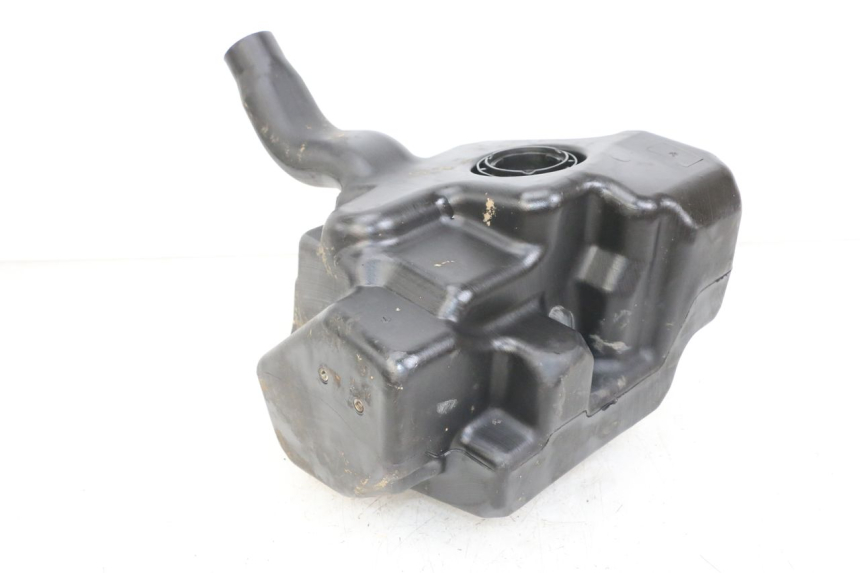 photo de FUEL TANK GILERA DNA 50 (2000 - 2007) - Alternative perspective