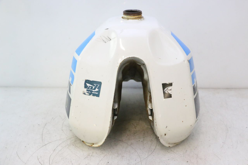 photo de FUEL TANK SUZUKI DR S 600 (1985 - 1989) - Technical close-up