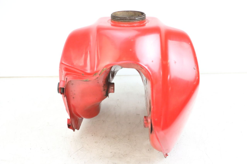 photo de FUEL TANK YAMAHA DTLC 125 (1982 - 1987) - High-resolution close-up