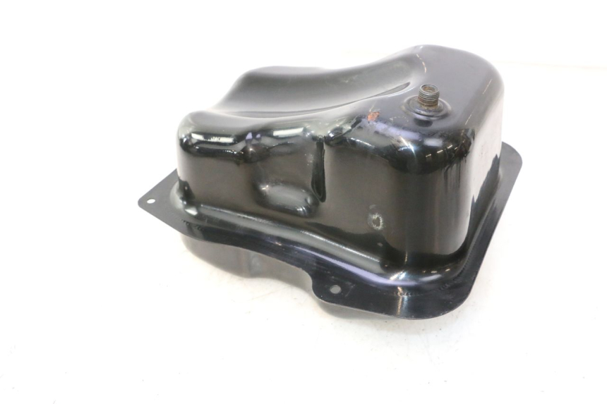 photo de FUEL TANK CF MOTO E-CHARM 125 (2005 - 2008) - Fixing points details