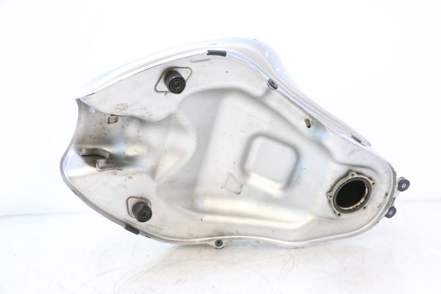 photo de FUEL TANK KAWASAKI ER-6 ER6 N 650 (2005 - 2009) - Fixing points details