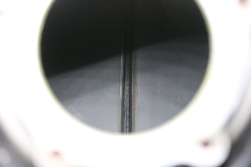 photo de FUEL TANK KAWASAKI ER-6 ER6 N 650 (2005 - 2009) - Alternative perspective