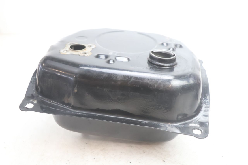 photo de FUEL TANK SYM FIDDLE 3 III 50 (2014 - 2020) - Surface and material condition