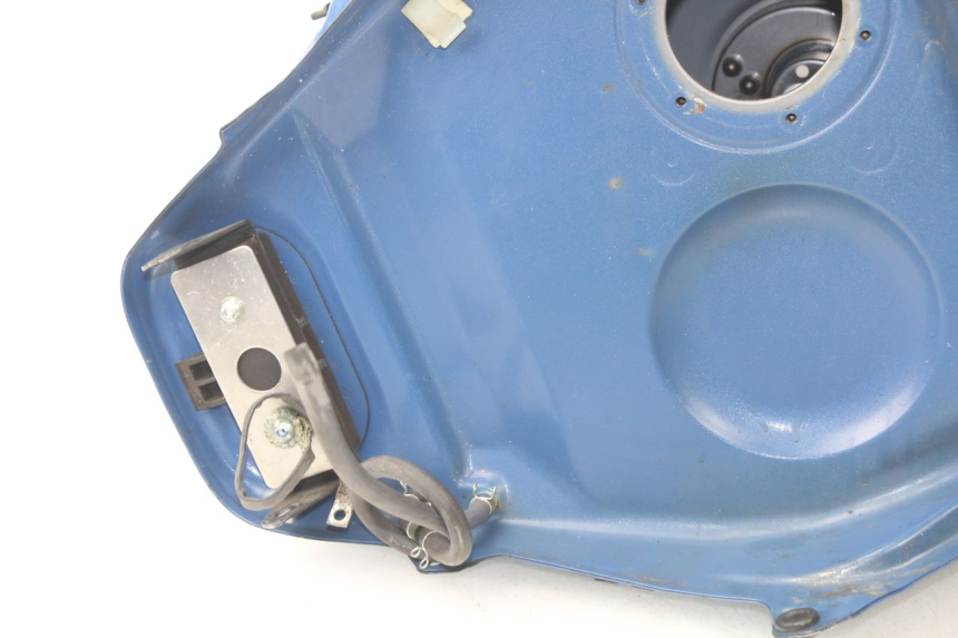 photo de FUEL TANK YAMAHA FJR ABS 1300 (2006 - 2012) - Zoom on usage condition