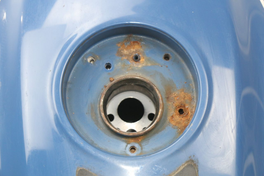 photo de FUEL TANK YAMAHA FJR ABS 1300 (2006 - 2012) - High-resolution close-up