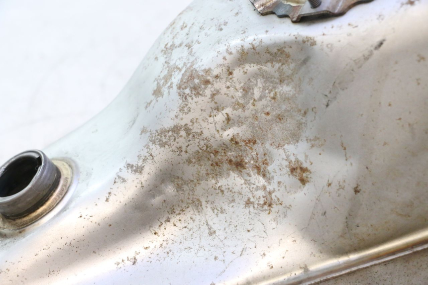 photo de FUEL TANK HONDA FJS SILVER WING SILVERWING 400 (2005 - 2008) - Component detail