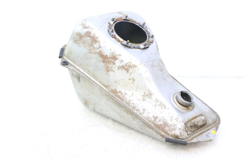 photo de FUEL TANK HONDA FJS SILVER WING SILVERWING 400 (2005 - 2008) - Focus on structure