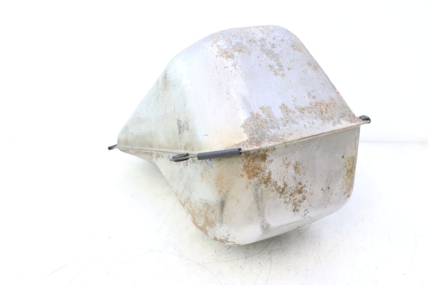 photo de FUEL TANK HONDA FJS SILVER WING SILVERWING 400 (2005 - 2008) - Fixing points details