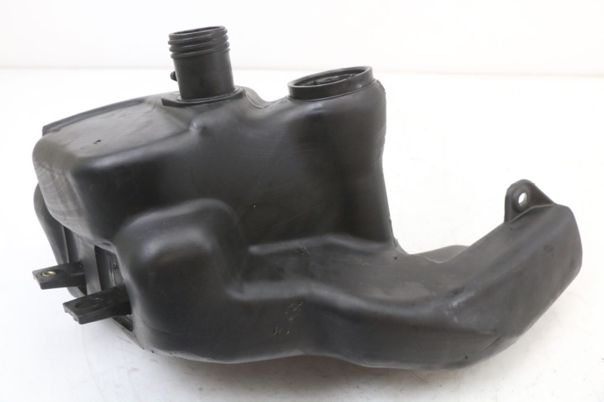 photo de FUEL TANK PIAGGIO FLY 4T 50 (2004 - 2010) - Zoom on usage condition