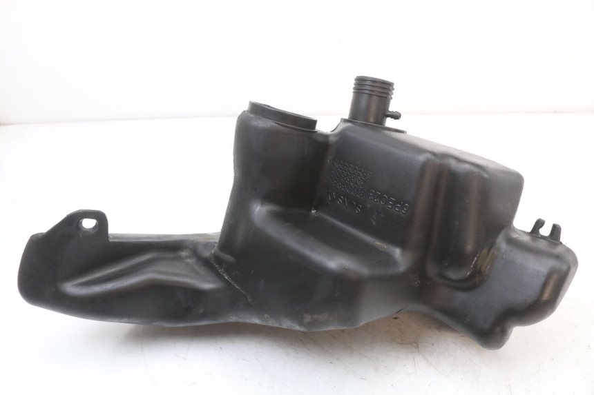 photo de FUEL TANK PIAGGIO FLY 4T 50 (2004 - 2010) - Alternative perspective