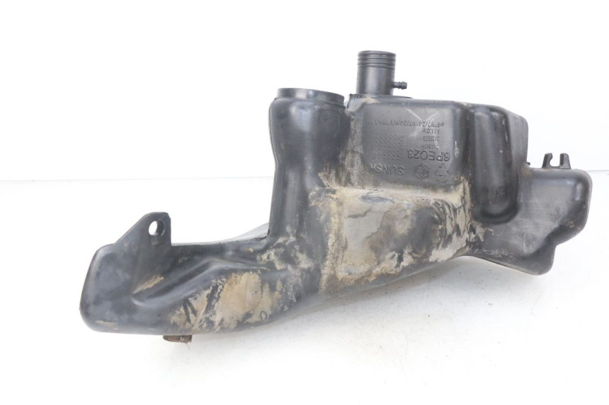 photo de FUEL TANK PIAGGIO FLY 125 (2005 - 2012) - Zoom on usage condition