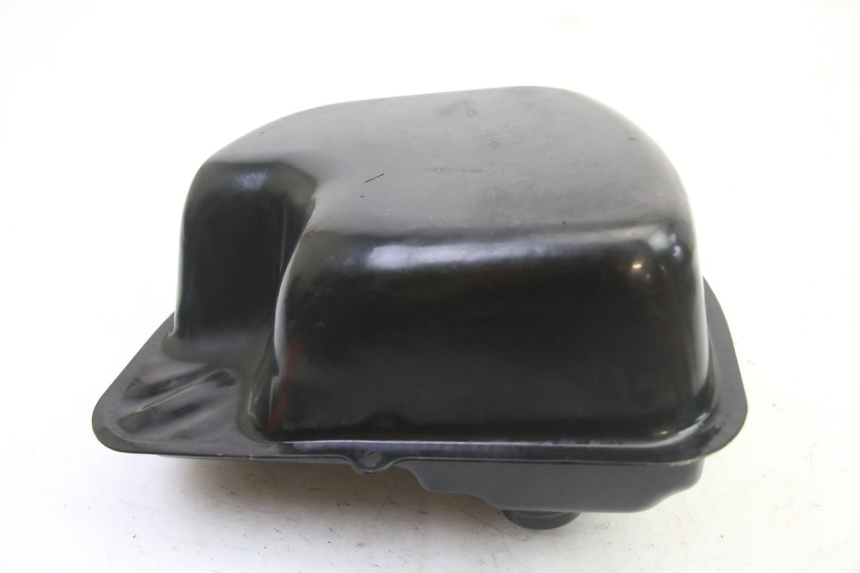 photo de FUEL TANK VENESI FLY RETRO 4T 50 (2020 - 2025) - Fixing points details