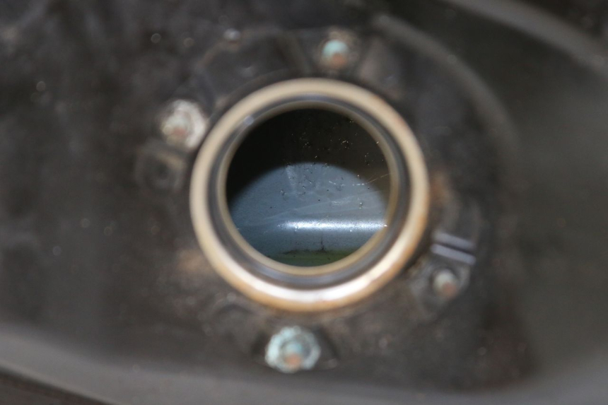 photo de FUEL TANK HONDA FORZA 125 (2015 - 2016) - Zoom on usage condition