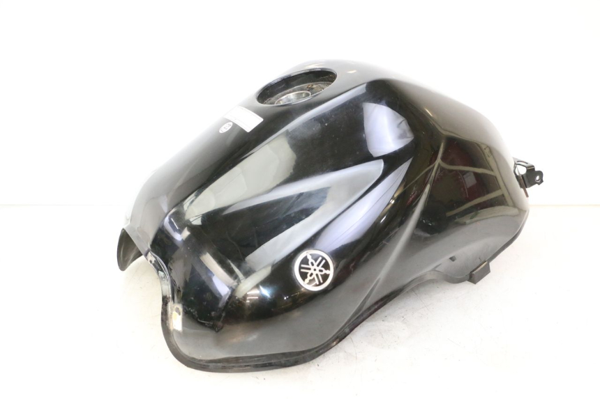 photo de FUEL TANK YAMAHA FZ6 FAZER S2 600 (2007 - 2011) - Technical close-up