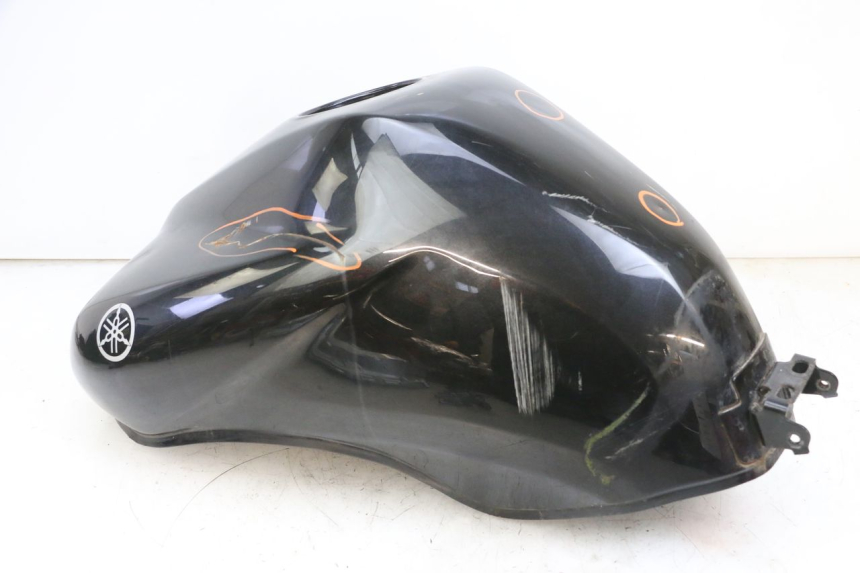 photo de FUEL TANK YAMAHA FZ6 N FAZER 600 (2004 - 2006) - Additional view of the item