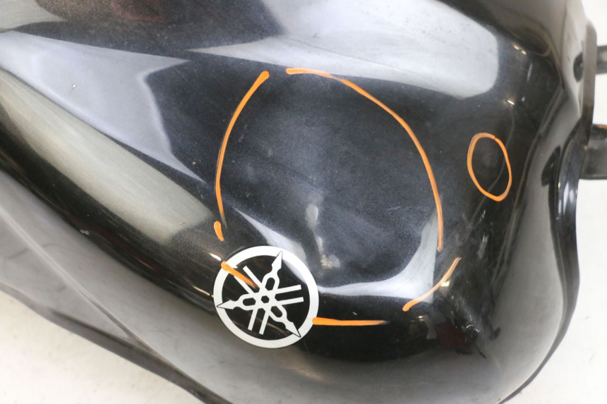 photo de FUEL TANK YAMAHA FZ6 N FAZER 600 (2004 - 2006) - Alternative angle