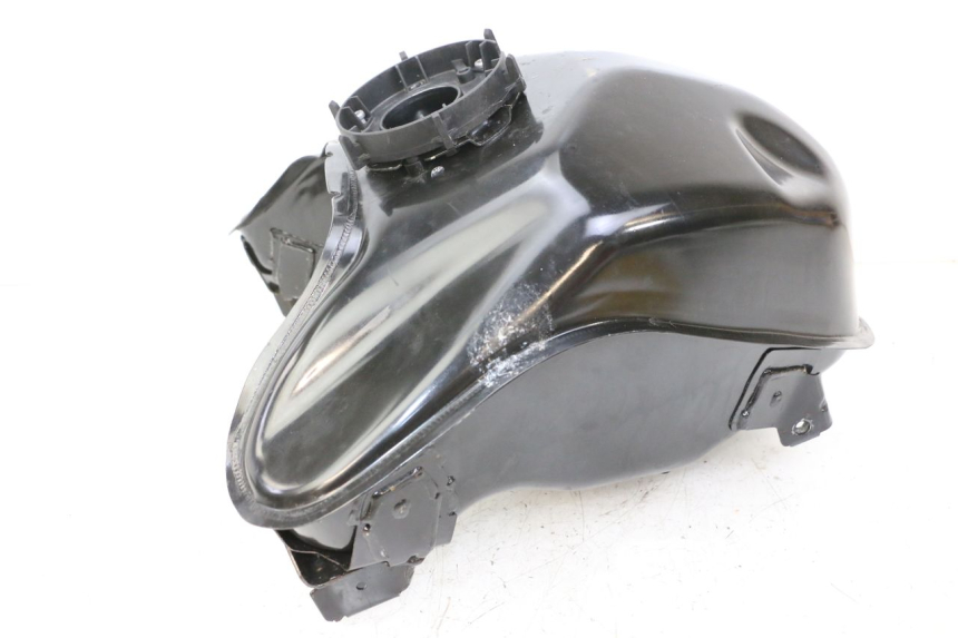 photo de FUEL TANK BMW G310 R 310 (2016 - 2020) - Component zoom