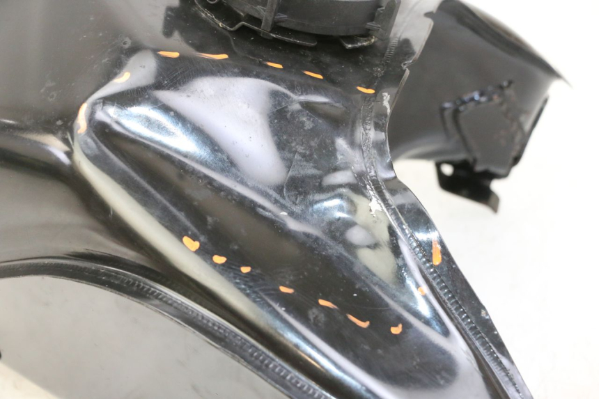 photo de FUEL TANK BMW G310 R 310 (2016 - 2020) - Markings and original references