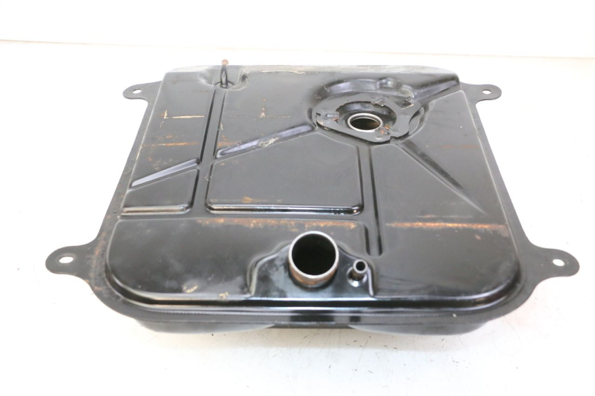 photo de FUEL TANK KYMCO GRAND DINK 125 (2008 - 2014) - Checked used part