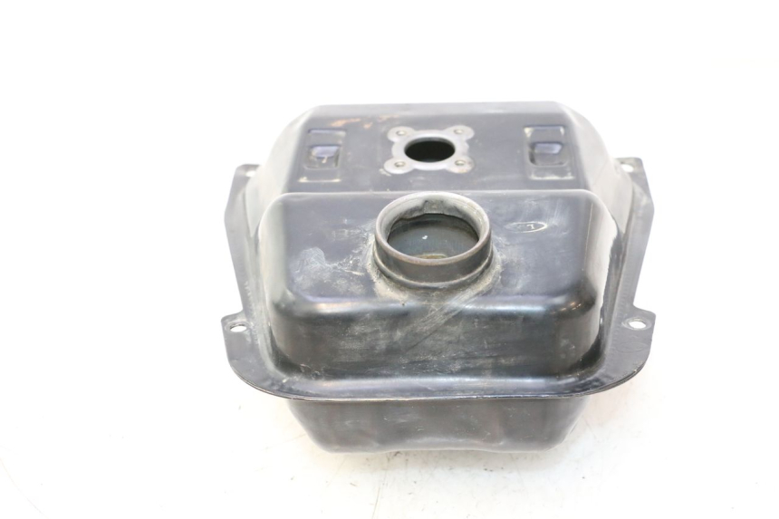 photo de FUEL TANK TNT MOTOR GRIDO 2T 50 (2010 - 2019) - Fixing points details