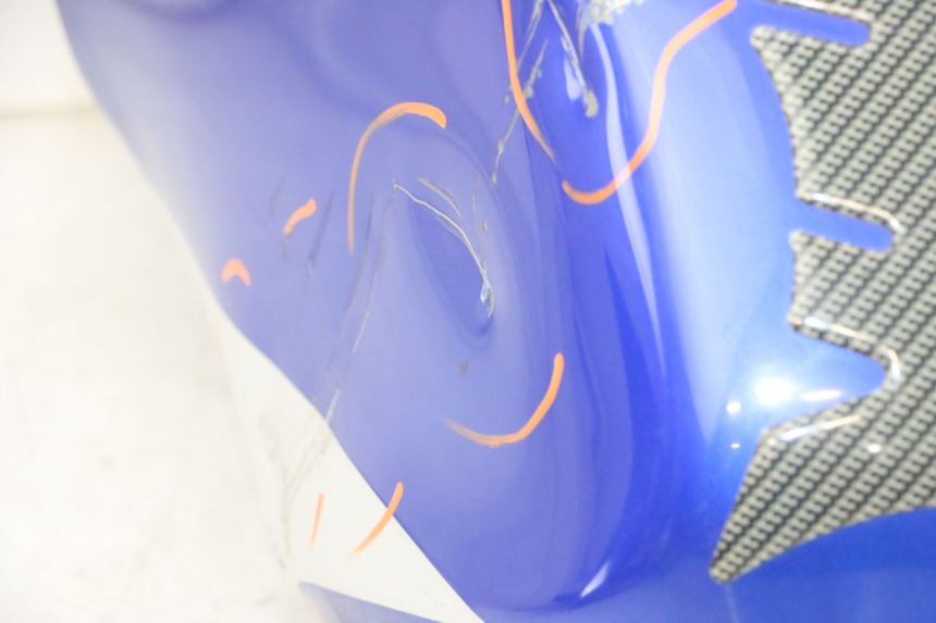photo de FUEL TANK SUZUKI GS GSE 500 (2001 - 2003) - Focus on structure