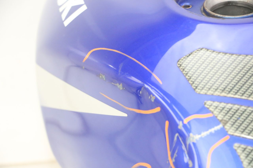 photo de FUEL TANK SUZUKI GS GSE 500 (2001 - 2003) - Alternative angle