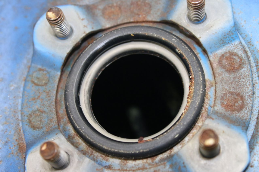 photo de FUEL TANK SUZUKI GSF S BANDIT 600 (2000 - 2004) - Component detail