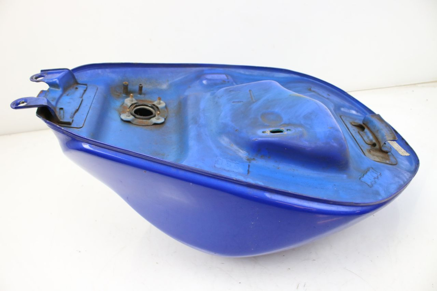 photo de FUEL TANK SUZUKI GSF S BANDIT 600 (2000 - 2004) - Zoom on usage condition