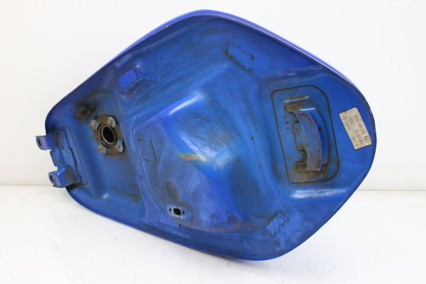 photo de FUEL TANK SUZUKI GSF S BANDIT 600 (2000 - 2004) - Alternative perspective