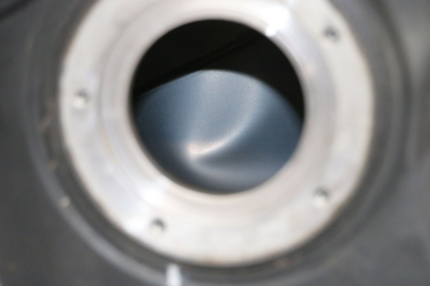 photo de FUEL TANK SUZUKI GSR 750 (2011 - 2017) - Technical close-up