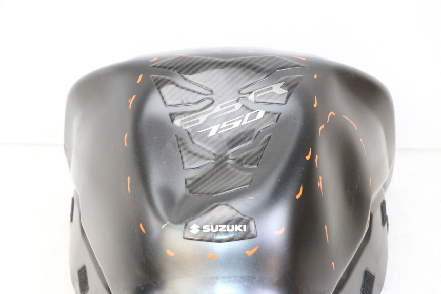 photo de FUEL TANK SUZUKI GSR 750 (2011 - 2017) - Markings and original references
