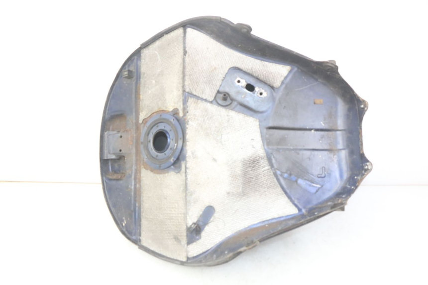 photo de FUEL TANK SUZUKI GSX-F GSX  F 1100 (1988 - 1994) - Fixing points details