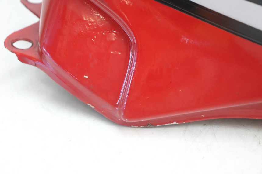 photo de FUEL TANK SUZUKI GSX F GSXF 750 (1988 - 1998) - Fixing points details