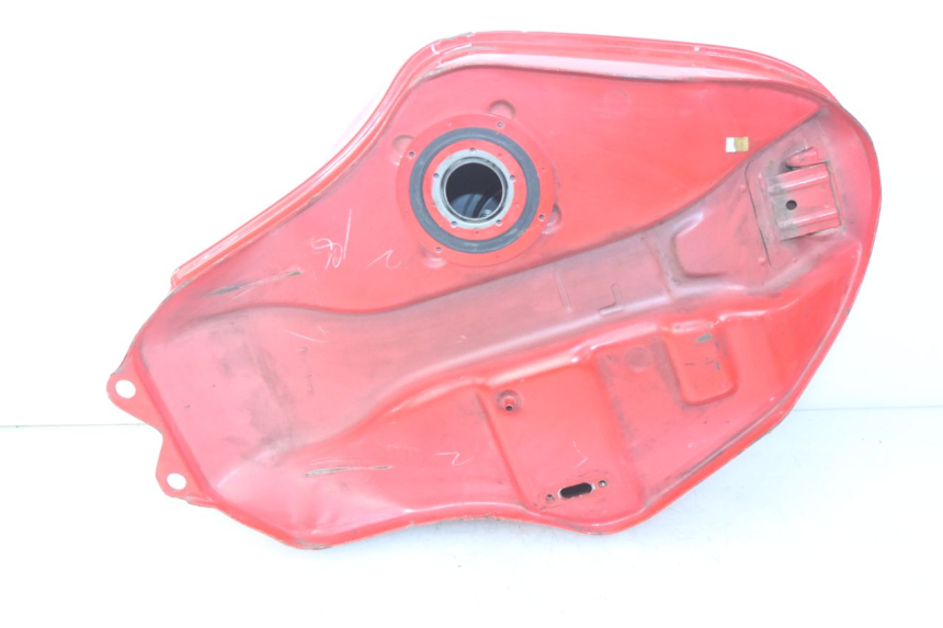 photo de FUEL TANK SUZUKI GSX F GSXF 750 (1988 - 1998) - Zoom on usage condition