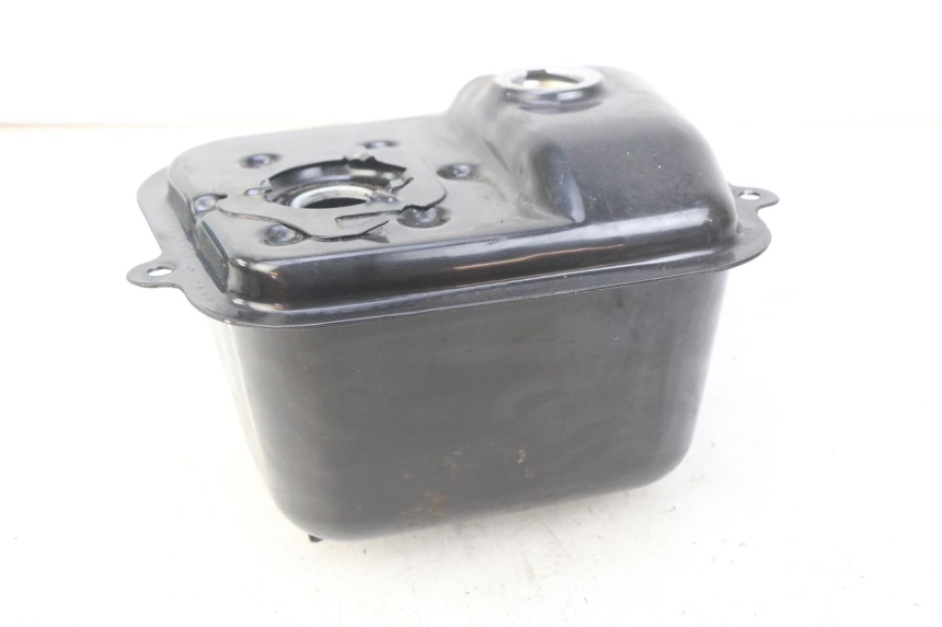 photo de FUEL TANK JM MOTORS GT LINE 4T 50 (2021 - 2023) - Technical close-up