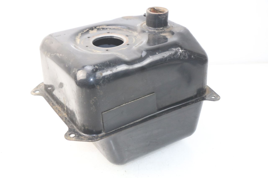 photo de FUEL TANK SYM GTS EFI ABS 125 (2012 - 2016) - Fixing points details