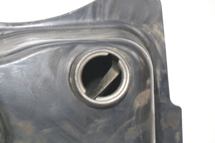 photo de FUEL TANK HAOTIAN HT125T-2 125 - Technical close-up