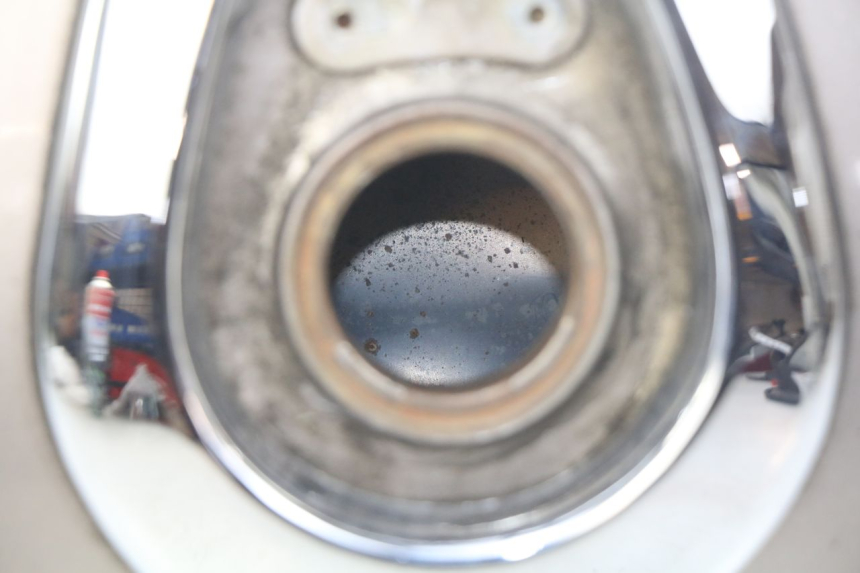 photo de FUEL TANK SYM HUSKY 125 (1999 - 2005) - Alternative perspective