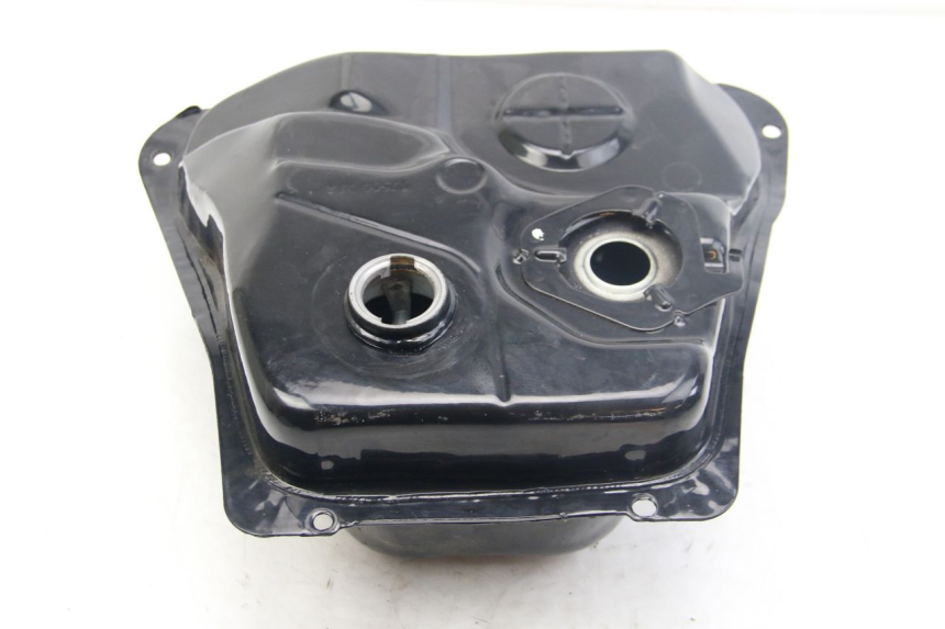 photo de FUEL TANK SYM JET 4 4T 50 (2018 - 2021) - Zoom on usage condition