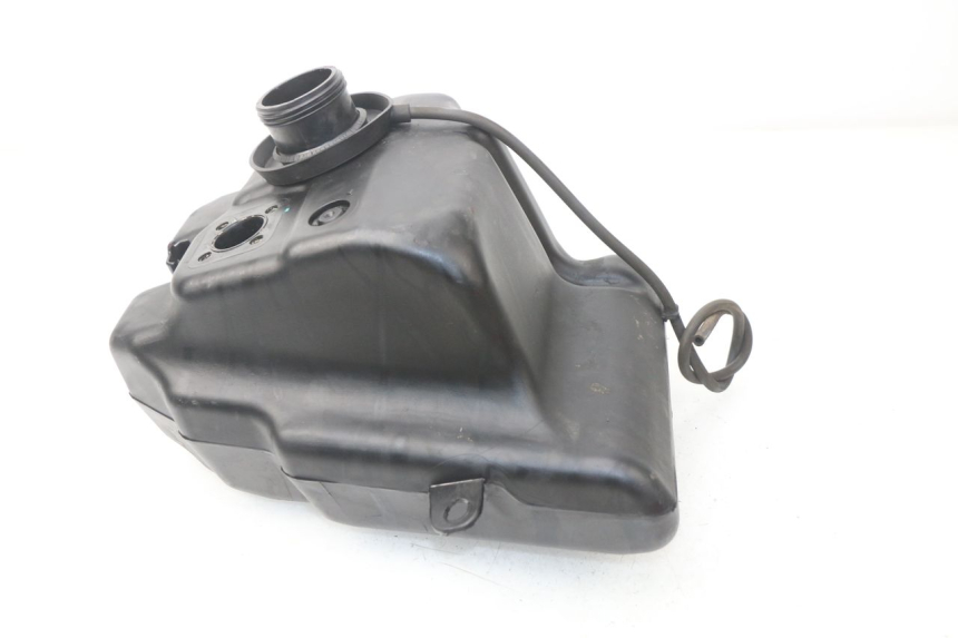 photo de FUEL TANK PEUGEOT KISBEE 2T 50 (2010 - 2017) - Zoom on usage condition