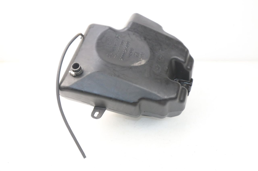 photo de FUEL TANK PEUGEOT KISBEE 2T 50 (2010 - 2017) - Component detail