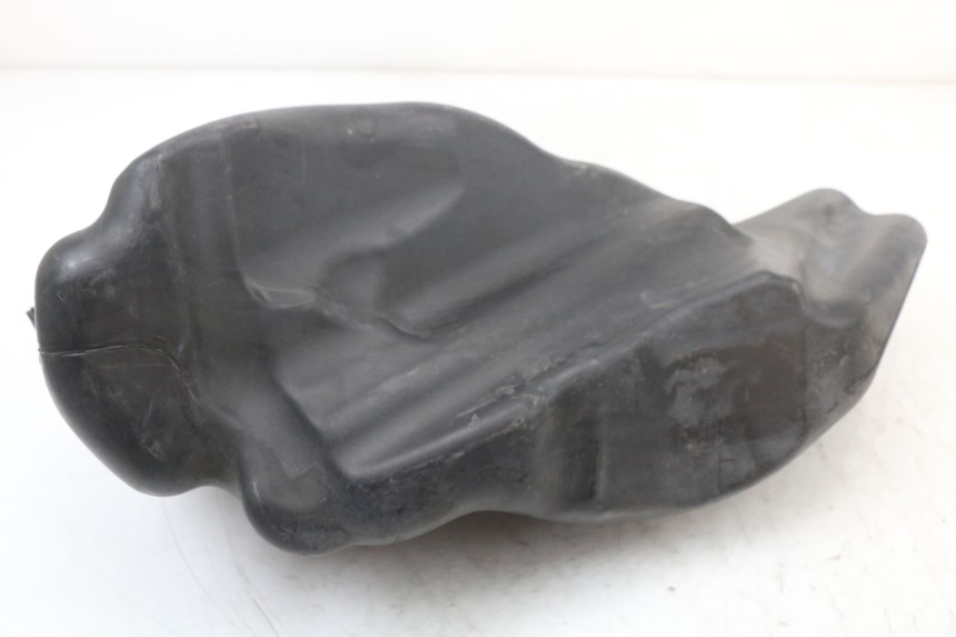 photo de FUEL TANK PIAGGIO LIBERTY 4T 50 (2018 - 2021) - Technical close-up