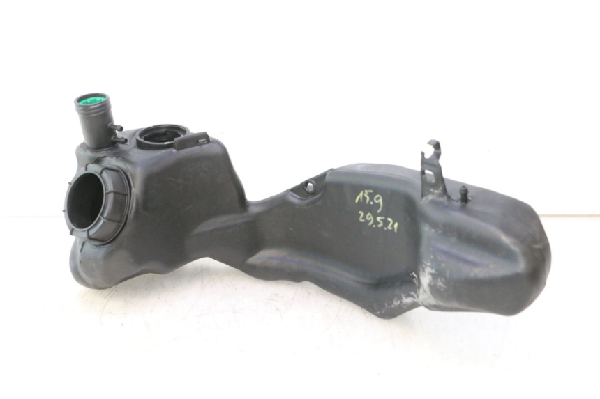 photo de FUEL TANK PIAGGIO LIBERTY IGET 4T 50 (2021 - 2025) - Zoom on usage condition