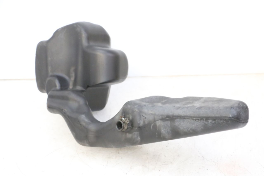 photo de FUEL TANK PIAGGIO LIBERTY 125 (1998 - 2008) - Zoom on usage condition