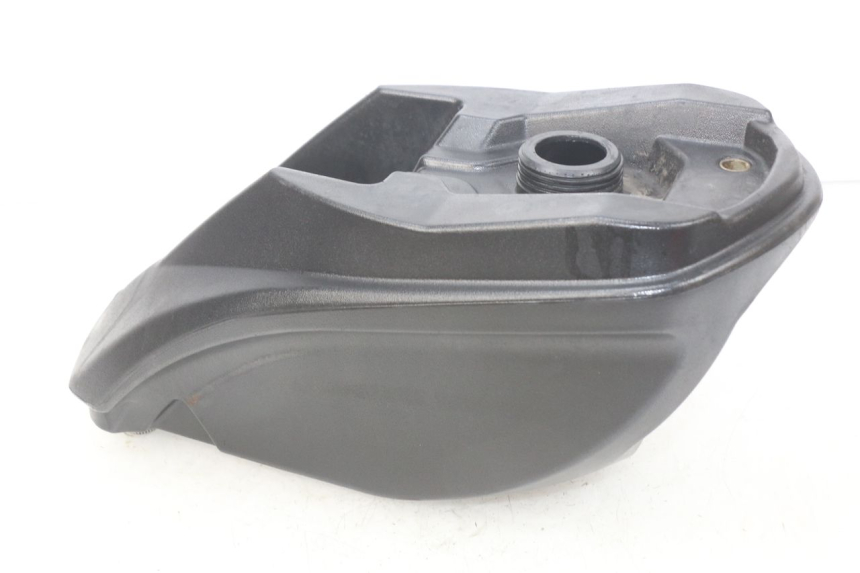 photo de FUEL TANK PEUGEOT LUDIX BLASTER 50 (2006 - 2014) - Alternative perspective