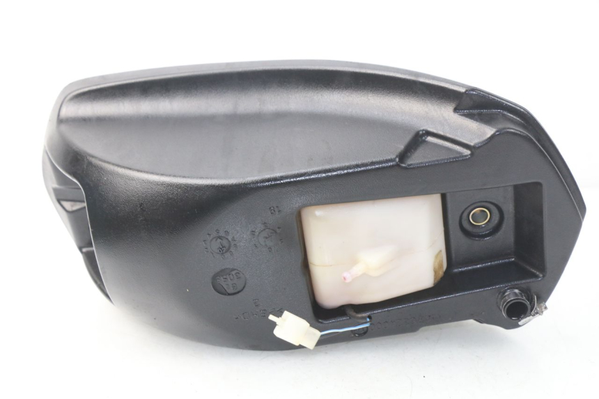 photo de FUEL TANK PEUGEOT LUDIX 50 (2005 - 2007) - Zoom on usage condition