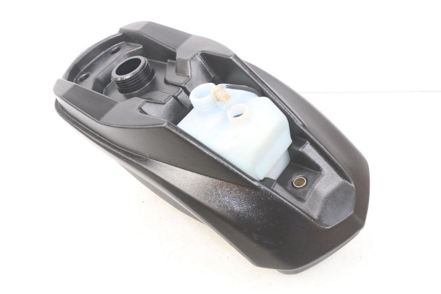 photo de FUEL TANK PEUGEOT LUDIX 50 (2008 - 2017) - Zoom on usage condition