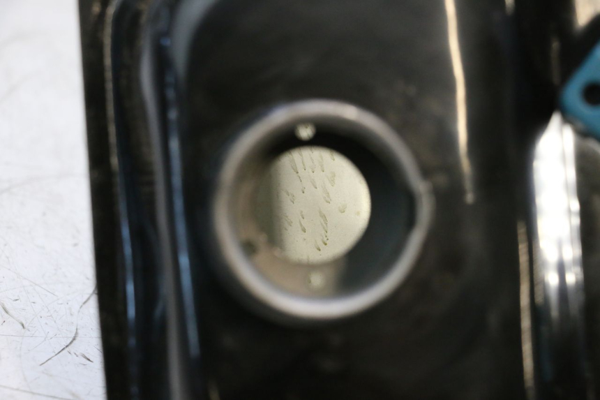 photo de FUEL TANK KEEWAY MATRIX RX9 125 (2006 - 2007) - Technical close-up