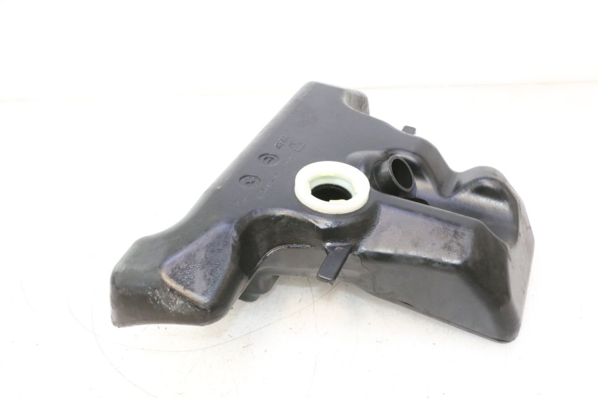 photo de FUEL TANK SYM MIO 50 (2005 - 2010) - Technical close-up